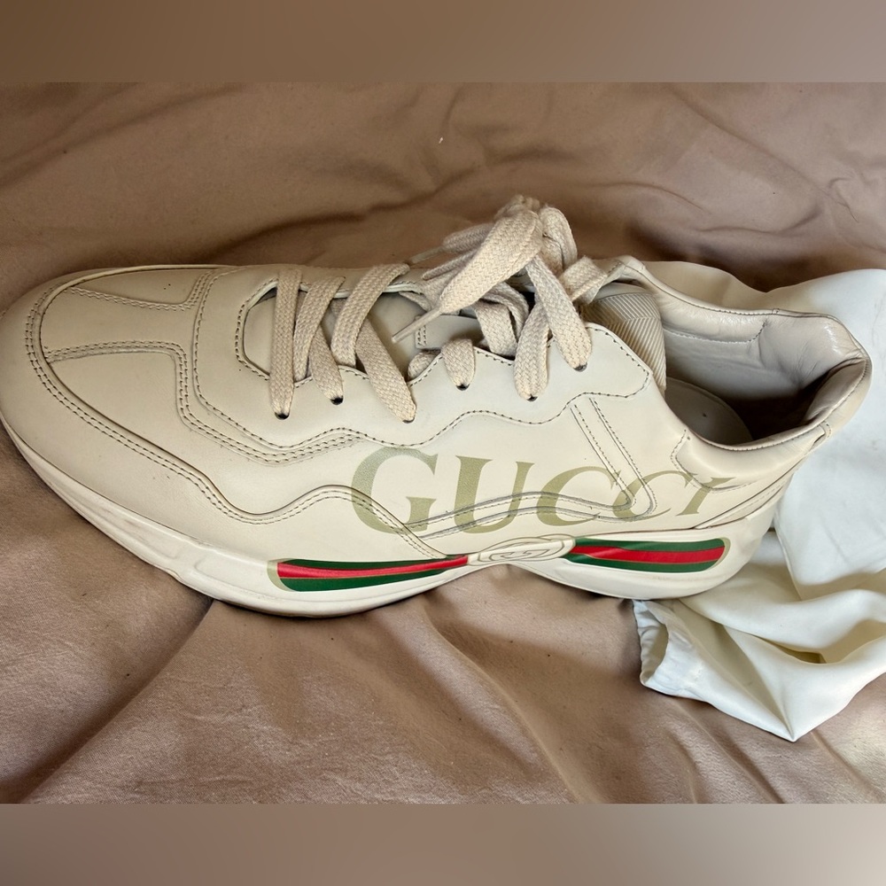 Gucci Rython Sneakers - Picture 5 of 6